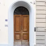 Apartament Astonishing 2br In Centric In *